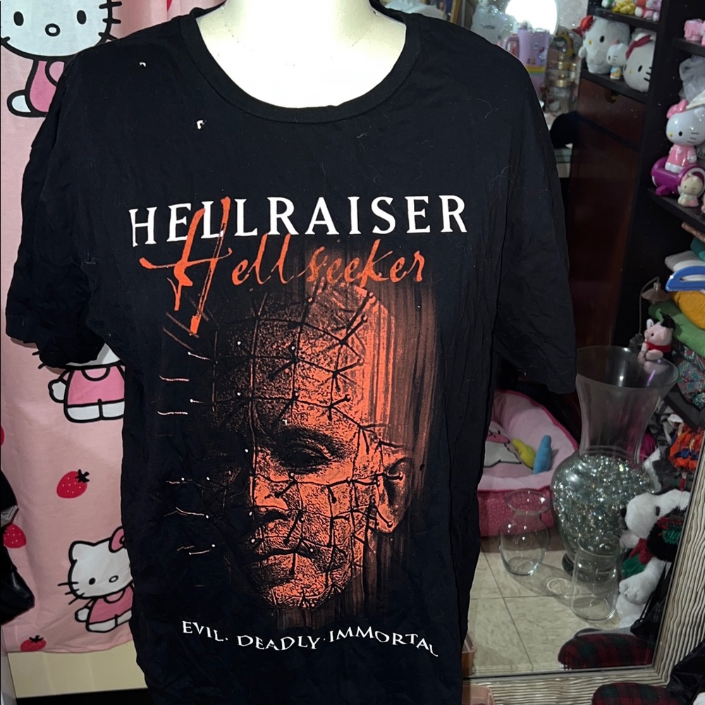 Hellraiser Hellseeker Graphic Tee - Black